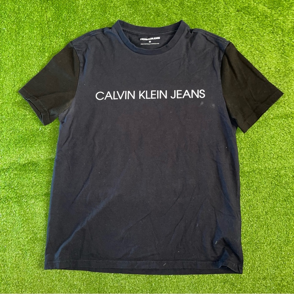 Calvin Klein Men’s Tee(USED)
